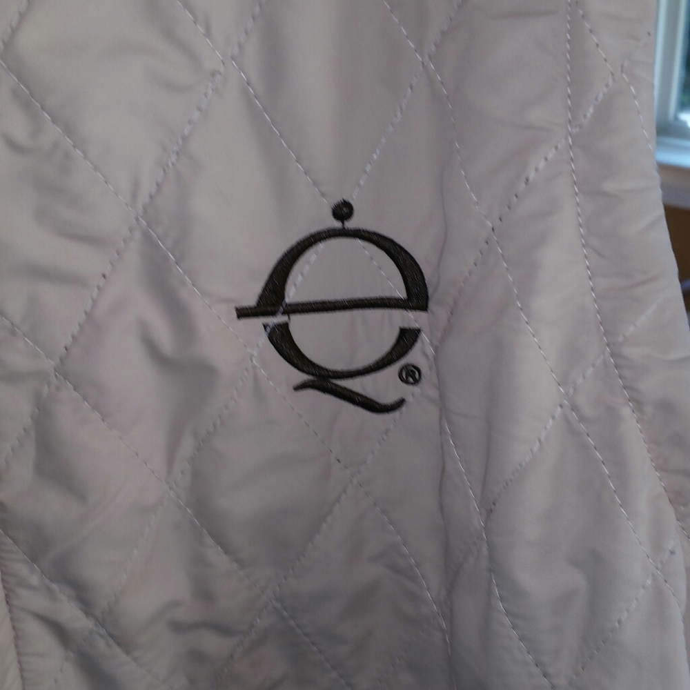 Vest - Picture 3 of 6